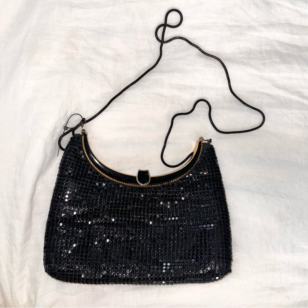 Elegant Black gold metal vintage purse